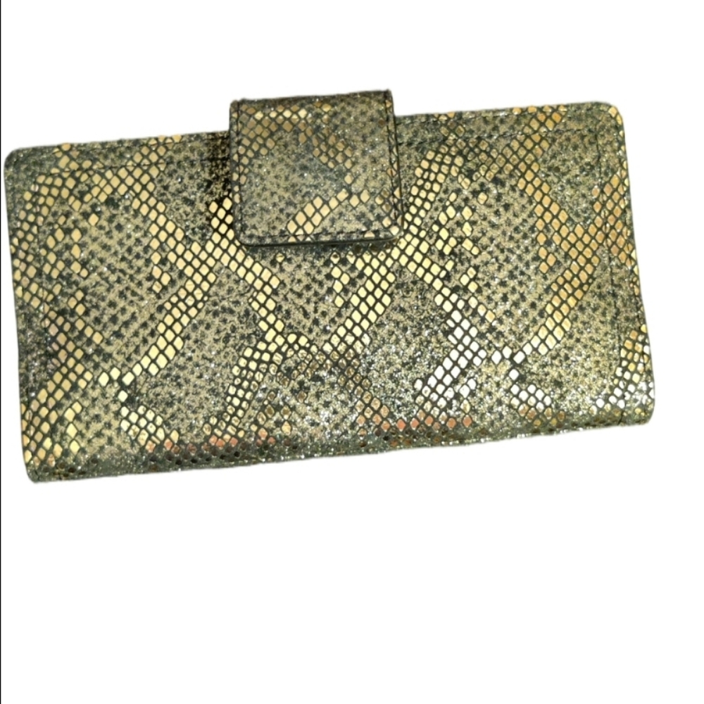 Fossil Metallic Snakeskin Pattern Wallet Nwot